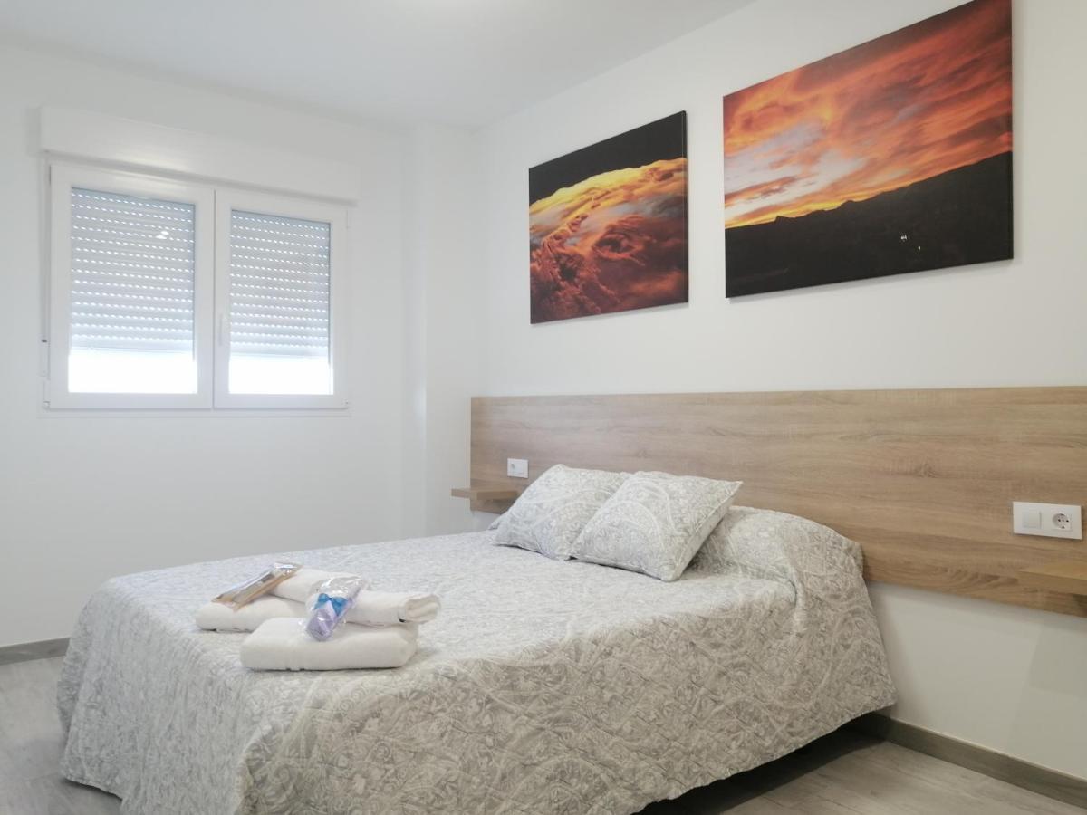 Gegant De Pedra Apartaments Adzaneta Exterior foto