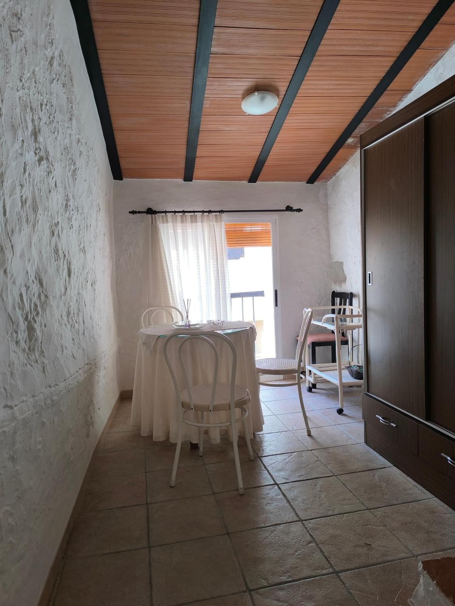 Gegant De Pedra Apartaments Adzaneta Exterior foto